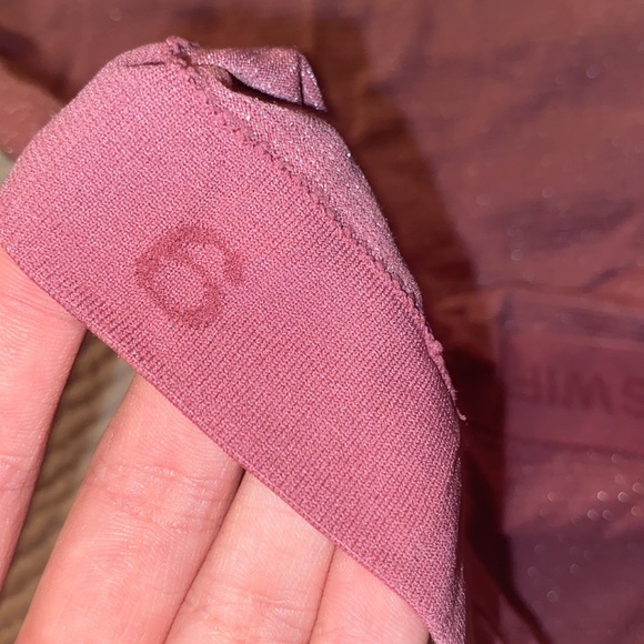 Lulu lemon sparkly swiftly tech tank top - Picture 6 of 6